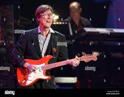 hank marvin